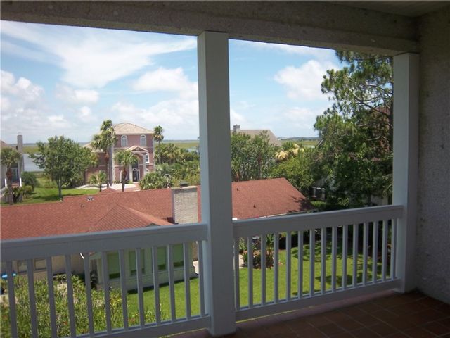 100 Lanier Island Circle, Brunswick, GA 31520