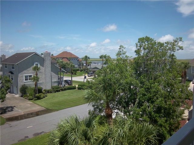 100 Lanier Island Circle, Brunswick, GA 31520