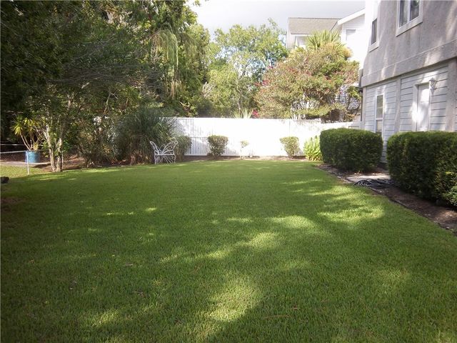 100 Lanier Island Circle, Brunswick, GA 31520