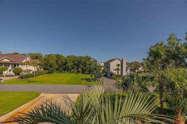 100 Lanier Island Circle, Brunswick, GA 31520