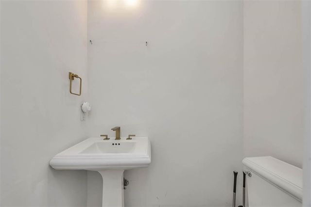 100 Lanier Island Circle, Brunswick, GA 31520