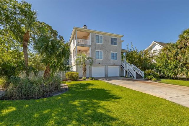 100 Lanier Island Circle, Brunswick, GA 31520