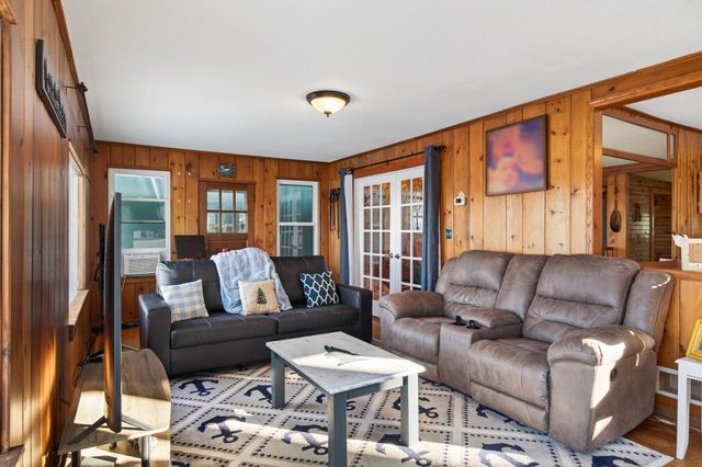 5206 Drummond Road, Mound, MN 55364