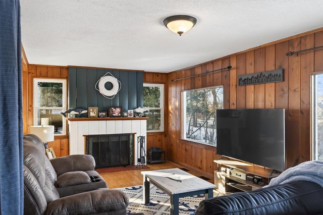 5206 Drummond Road, Mound, MN 55364