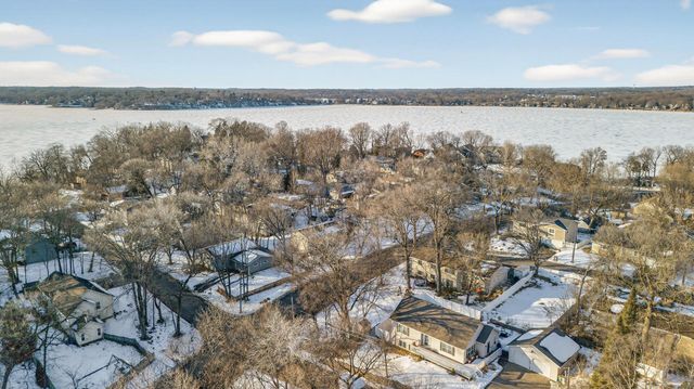 5206 Drummond Road, Mound, MN 55364