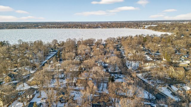 5206 Drummond Road, Mound, MN 55364