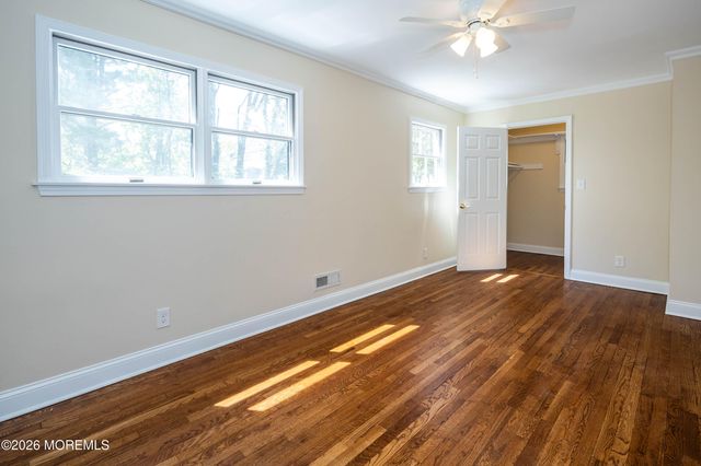 4 Woodland Road, Holmdel, NJ 07733