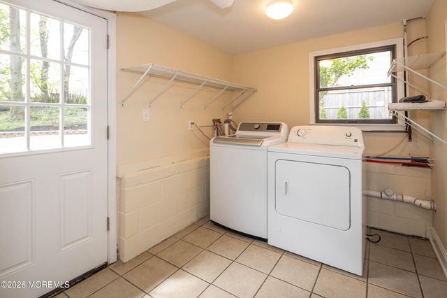 4 Woodland Road, Holmdel, NJ 07733