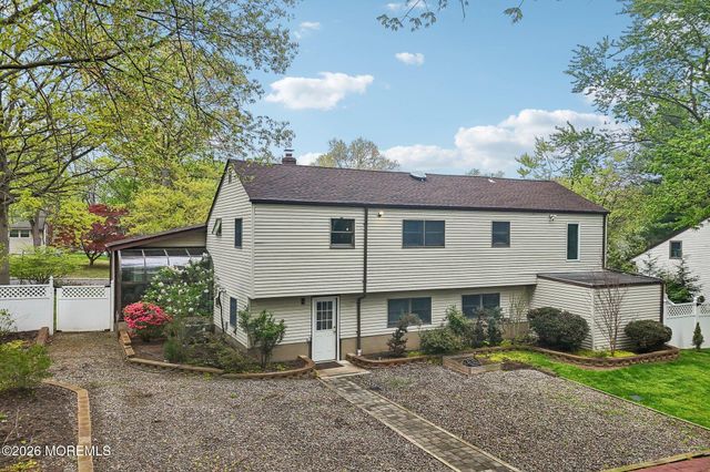 4 Woodland Road, Holmdel, NJ 07733