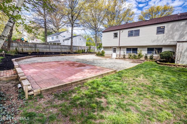 4 Woodland Road, Holmdel, NJ 07733