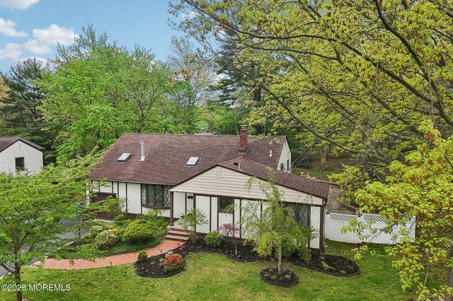 4 Woodland Road, Holmdel, NJ 07733