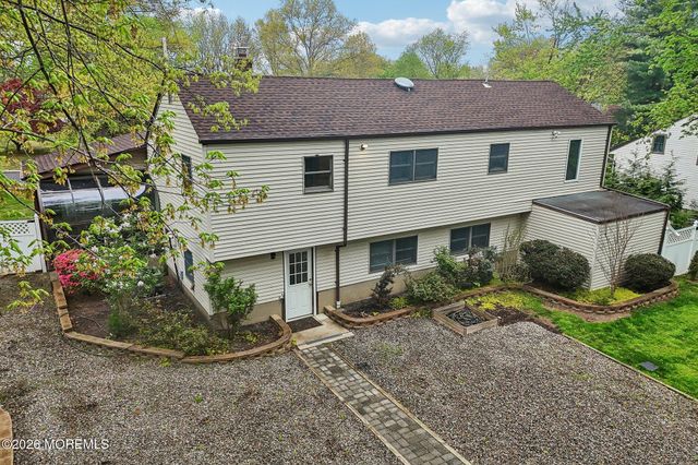 4 Woodland Road, Holmdel, NJ 07733
