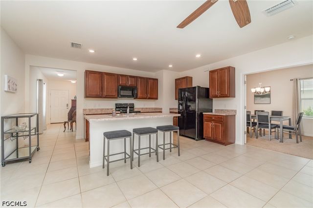 5261 Shell Mound CIR, Punta Gorda, FL 33982