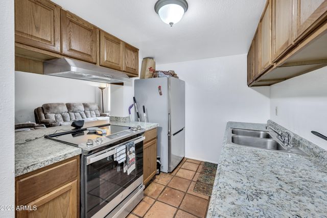 4604 E RIVERSIDE Street, Phoenix, AZ 85040