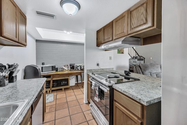4604 E RIVERSIDE Street, Phoenix, AZ 85040