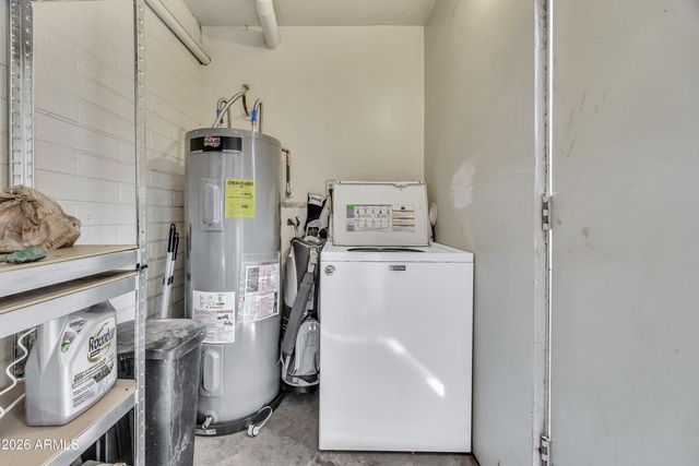 4604 E RIVERSIDE Street, Phoenix, AZ 85040