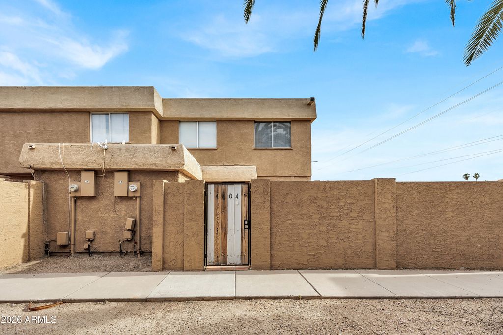 4604 E RIVERSIDE Street, Phoenix, AZ 85040