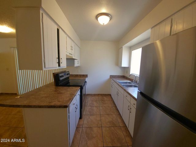 5714 W VIRGINIA Avenue, Phoenix, AZ 85035