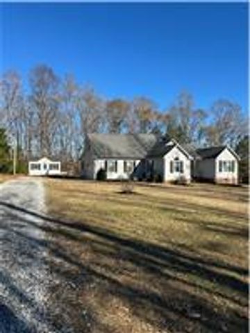 1272 Horseshoe Road, Iva, SC 29655