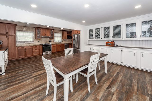 313 Fairington Drive, Summerville, SC 29485