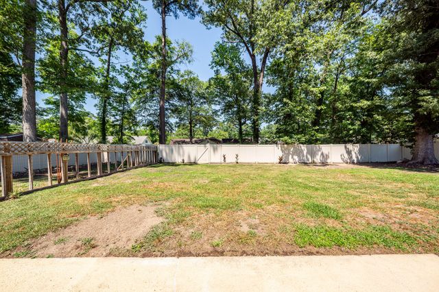 313 Fairington Drive, Summerville, SC 29485