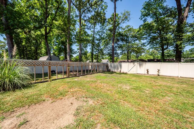 313 Fairington Drive, Summerville, SC 29485