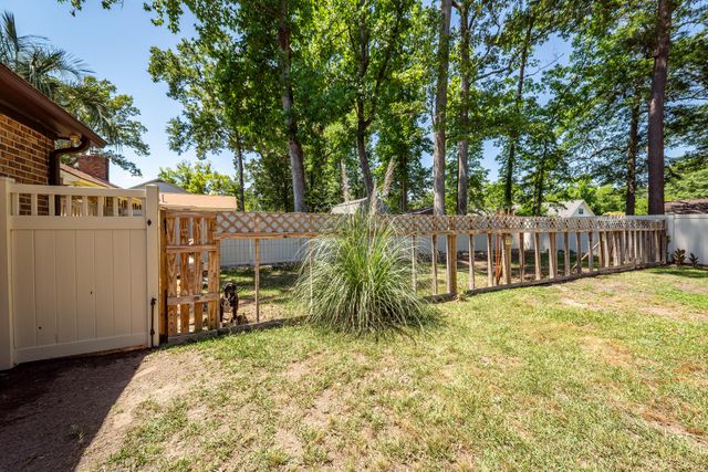 313 Fairington Drive, Summerville, SC 29485