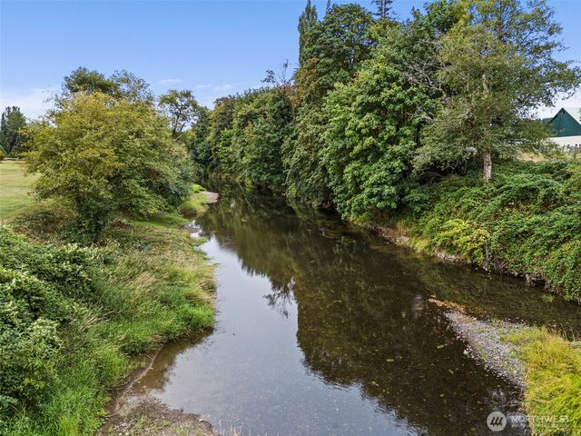 17 Goldau Road, Raymond, WA 98577