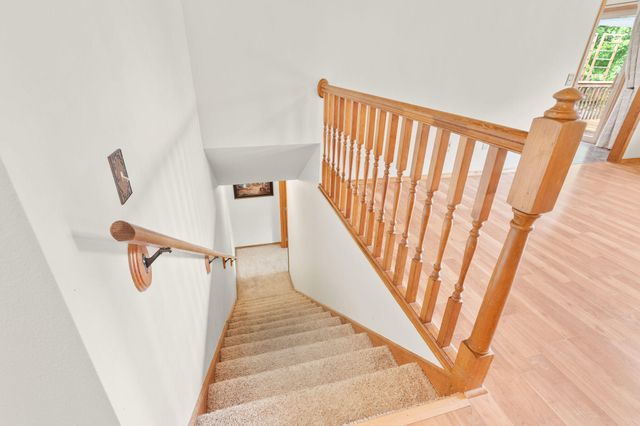 4621 S Ridgeview Avenue, Battlefield, MO 65619