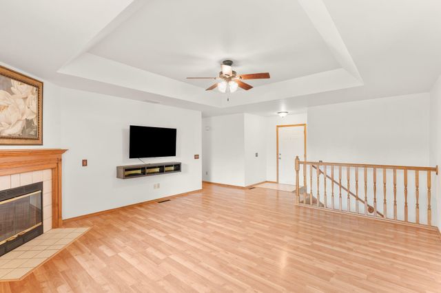 4621 S Ridgeview Avenue, Battlefield, MO 65619