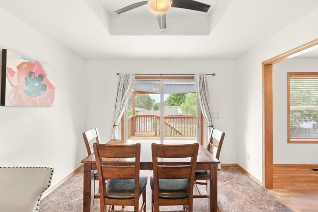 4621 S Ridgeview Avenue, Battlefield, MO 65619