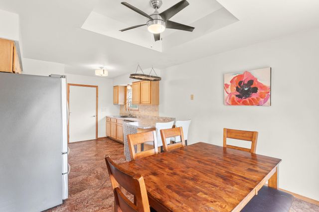 4621 S Ridgeview Avenue, Battlefield, MO 65619