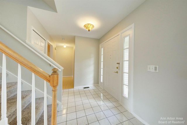 3127 Dunwoodie Road Unit: 38, Ann Arbor, MI 48105