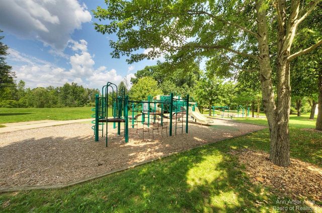 3127 Dunwoodie Road Unit: 38, Ann Arbor, MI 48105