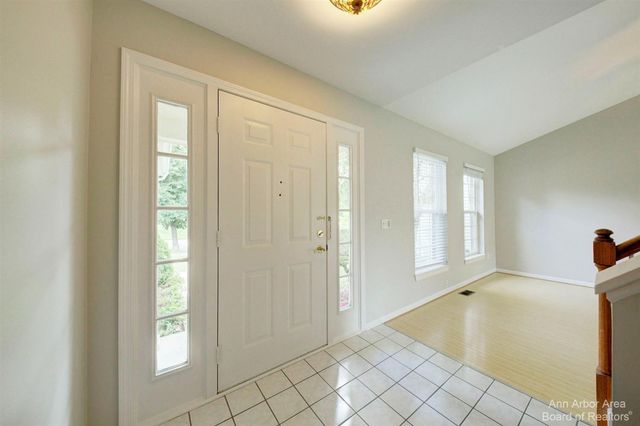 3127 Dunwoodie Road Unit: 38, Ann Arbor, MI 48105