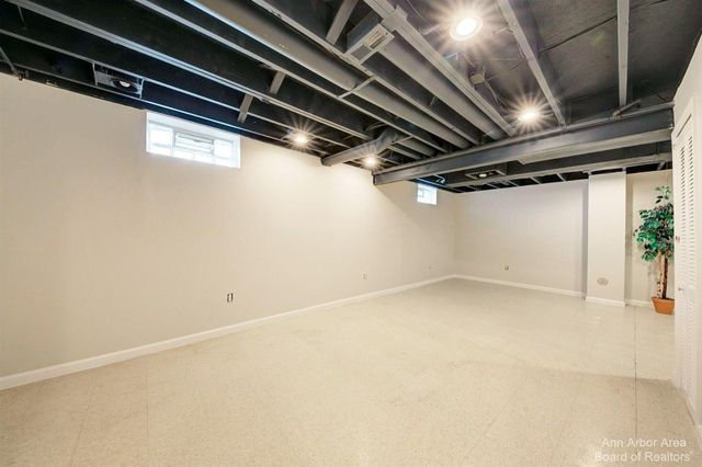 3127 Dunwoodie Road Unit: 38, Ann Arbor, MI 48105