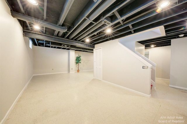 3127 Dunwoodie Road Unit: 38, Ann Arbor, MI 48105