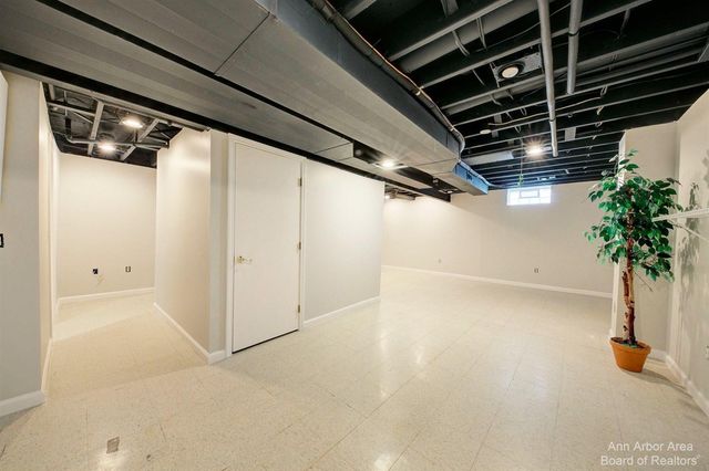 3127 Dunwoodie Road Unit: 38, Ann Arbor, MI 48105