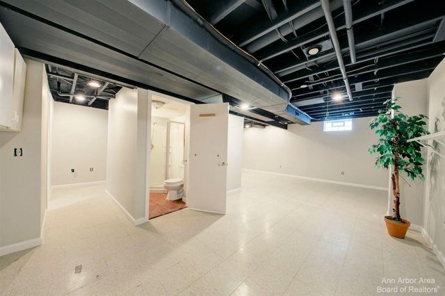 3127 Dunwoodie Road Unit: 38, Ann Arbor, MI 48105