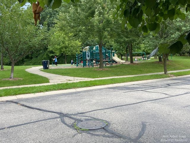 3127 Dunwoodie Road Unit: 38, Ann Arbor, MI 48105