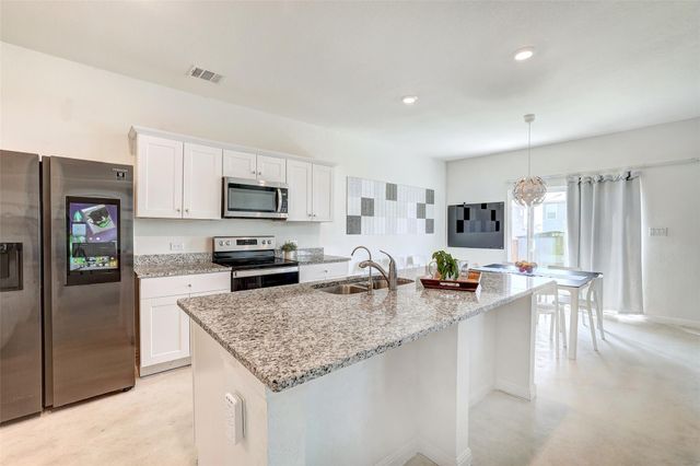 163 Wonderful Life WAY, Jarrell, TX 76537