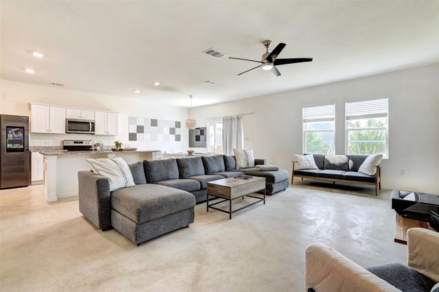 163 Wonderful Life WAY, Jarrell, TX 76537