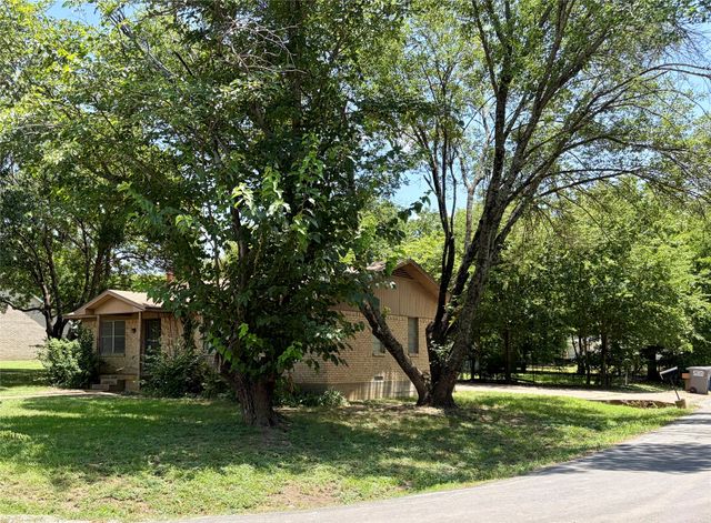 223 Sperry Lane, Red Oak, TX 75154