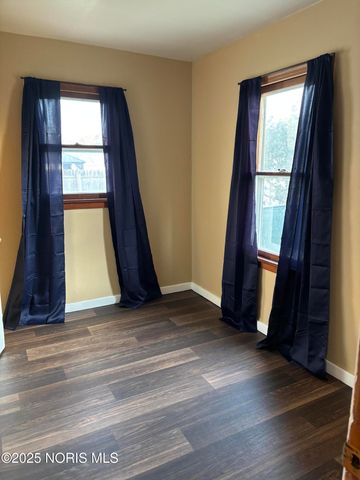 191 Oak Street, Rossford, OH 43460