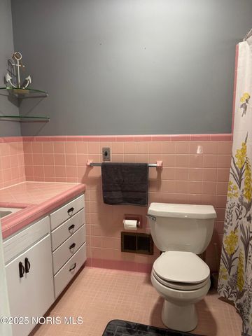 191 Oak Street, Rossford, OH 43460