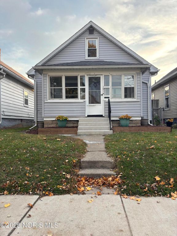 191 Oak Street, Rossford, OH 43460