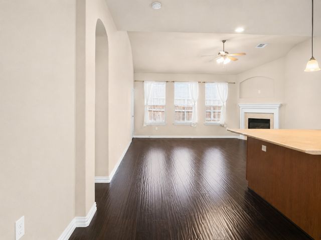 2812 N Gooseberry, Plano, TX 75074