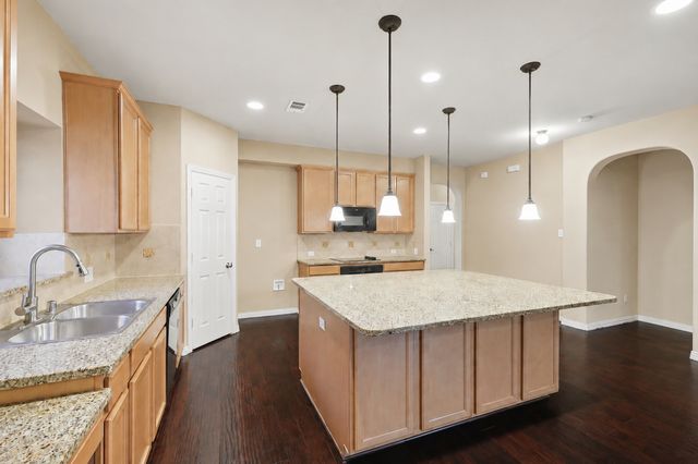 2812 N Gooseberry, Plano, TX 75074