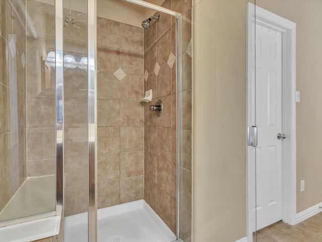 2812 N Gooseberry, Plano, TX 75074