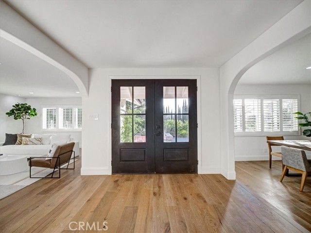 4732 Del Moreno Drive, Woodland Hills (los Angeles), CA 91364